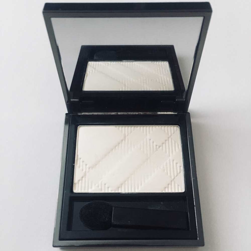 eyeshadow